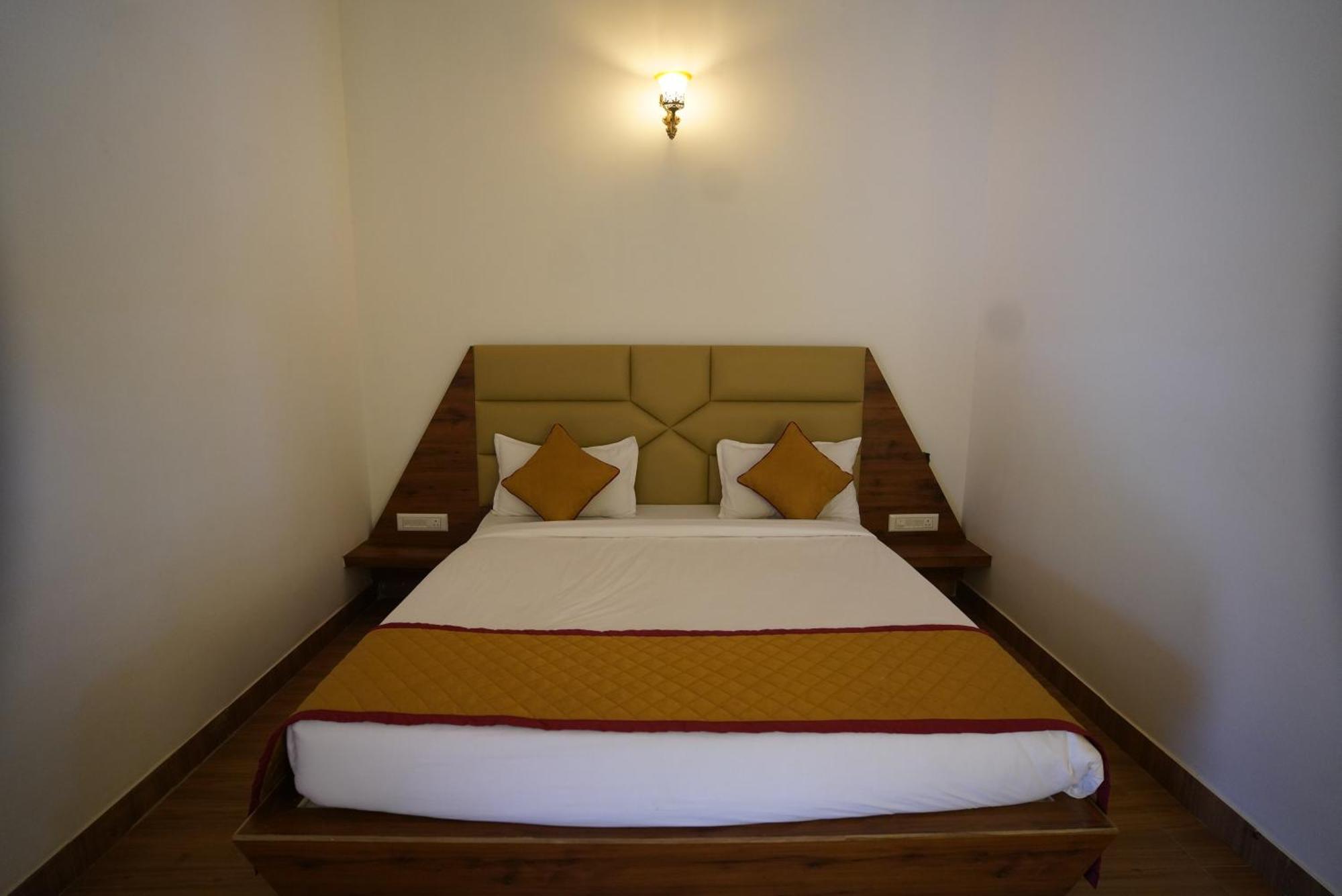 Q Mango Resort Rāmanagaram Kültér fotó